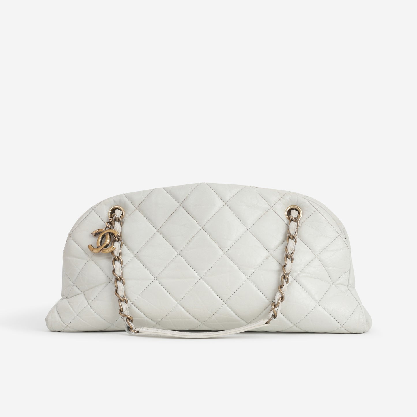 Chanel Mademoiselle Shoulder Bag - White Crumpled Calfskin | Aged Gold Hardware