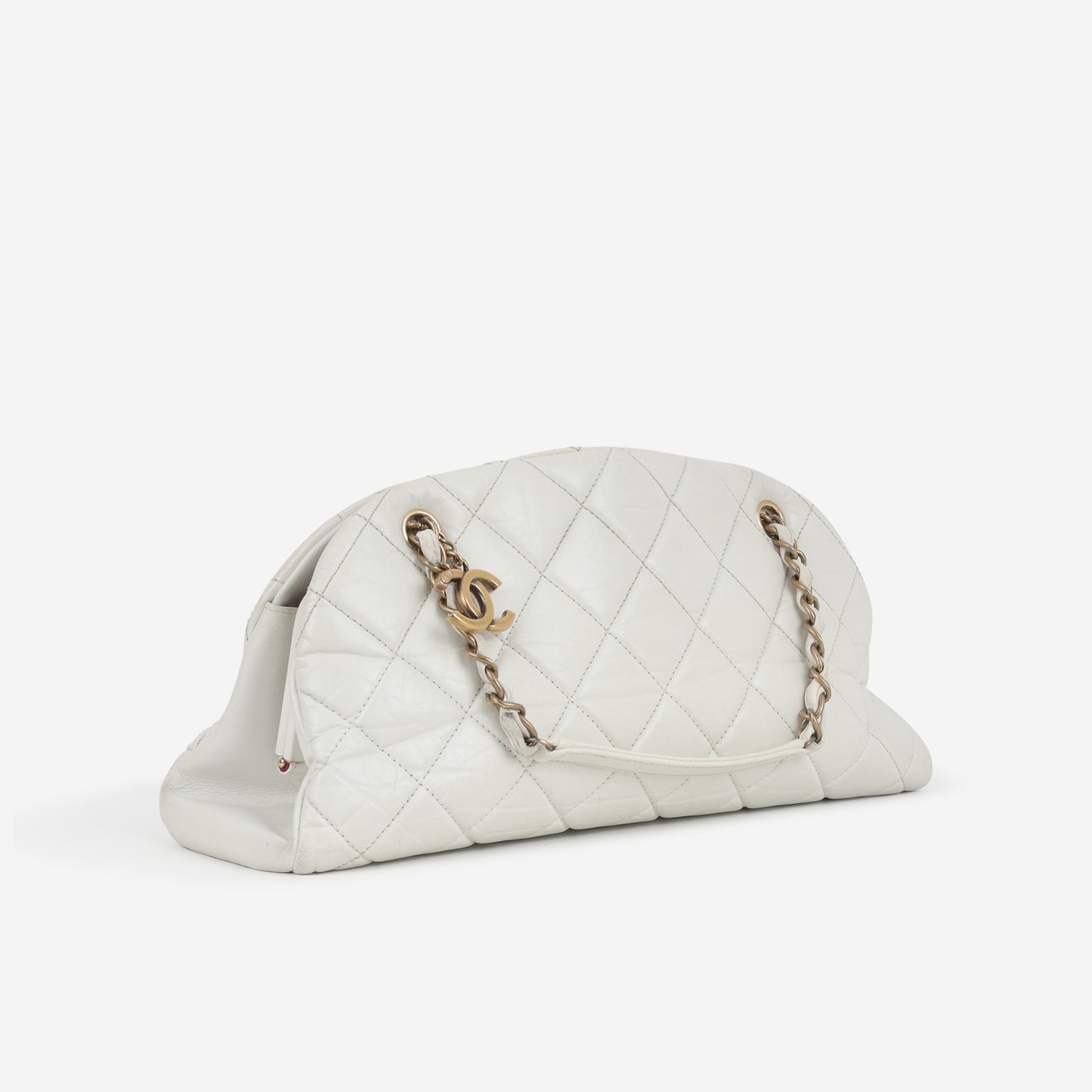 Chanel Mademoiselle Shoulder Bag - White Crumpled Calfskin | Aged Gold Hardware