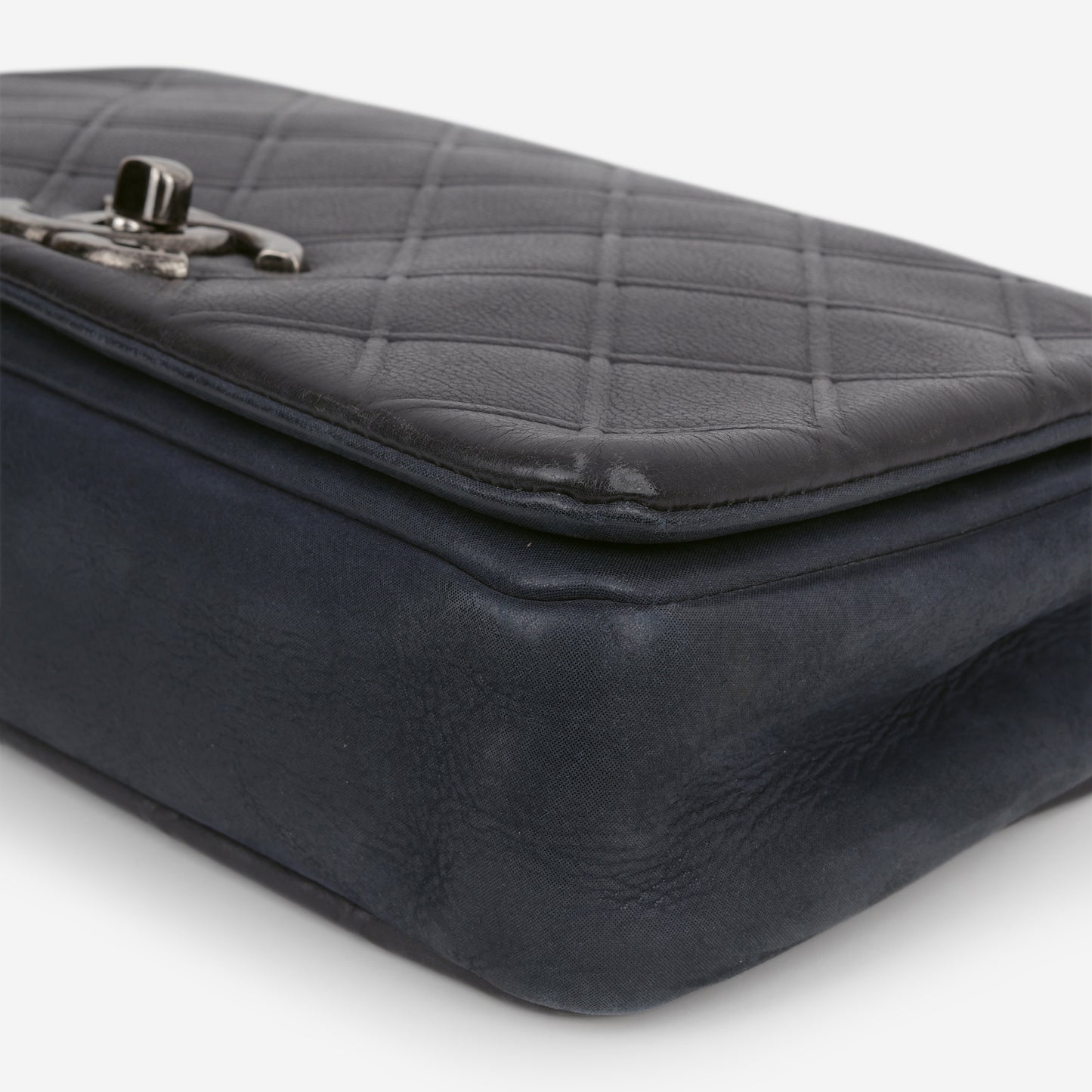 Chanel Paris-Edinburgh New Chic Flap - Black / Navy Calfskin | Ruthenium Hardware