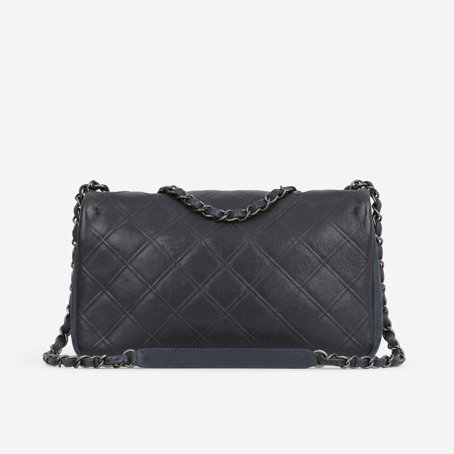 Chanel Paris-Edinburgh New Chic Flap - Black / Navy Calfskin | Ruthenium Hardware