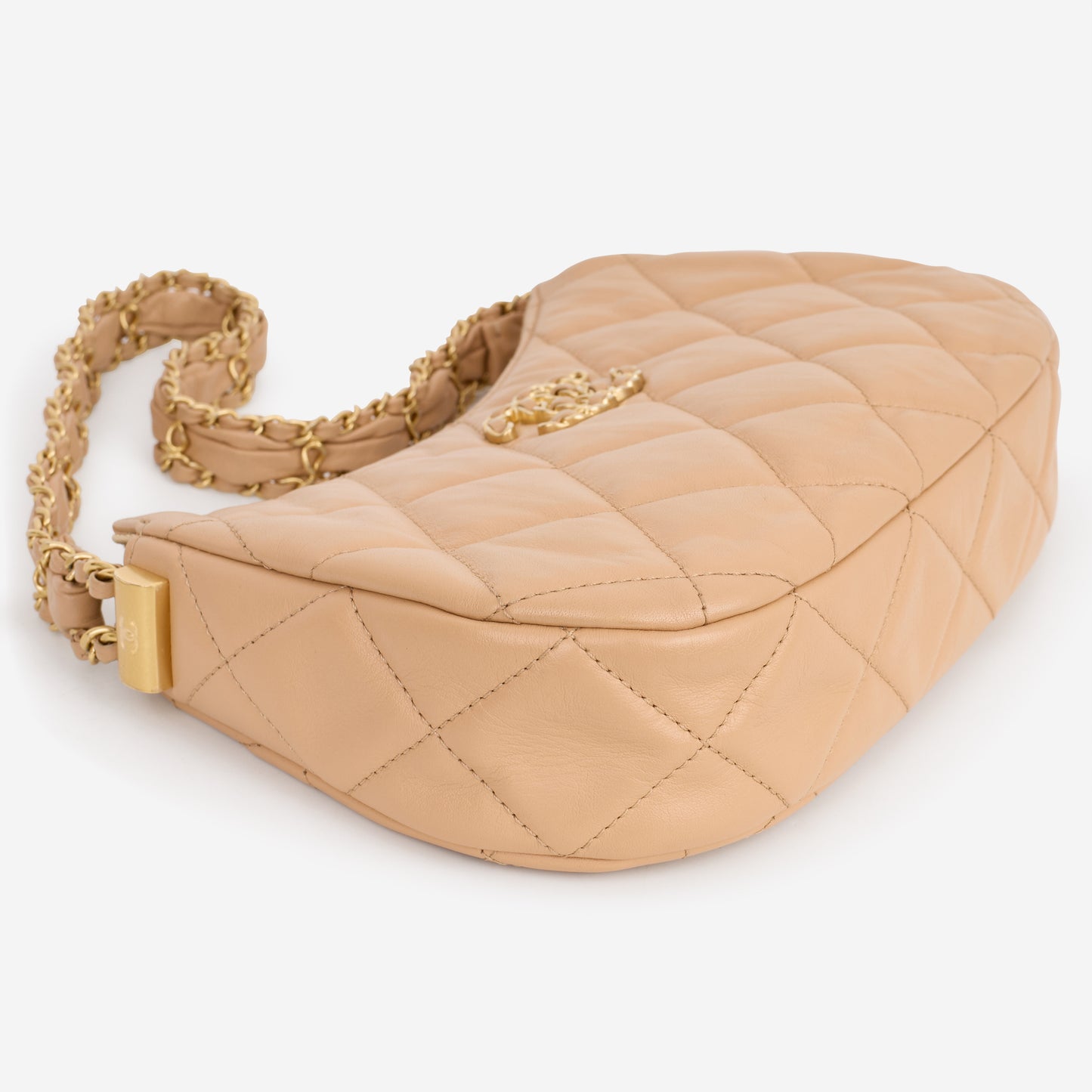 Chanel 19 Shoulder Bag - Caramel Lambskin | Aged Gold Hardware