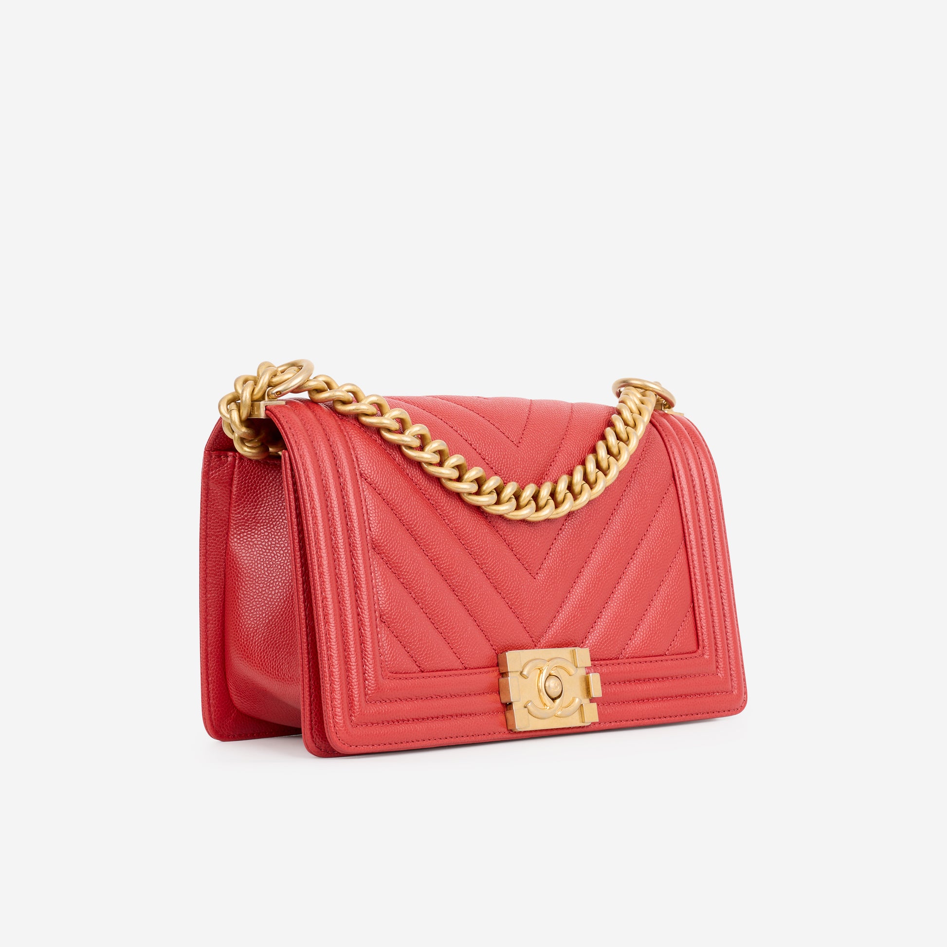 Chanel Old Medium Boy Bag - Red Chevron Caviar | Aged Gold Hardware - Bagista