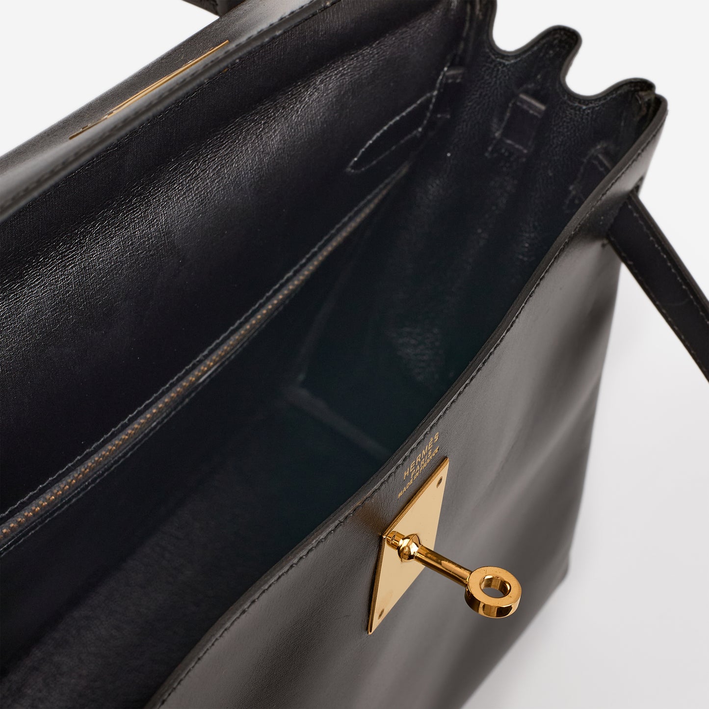 VIntage Kelly 32 - Noir Box Retourne | Gold Hardware