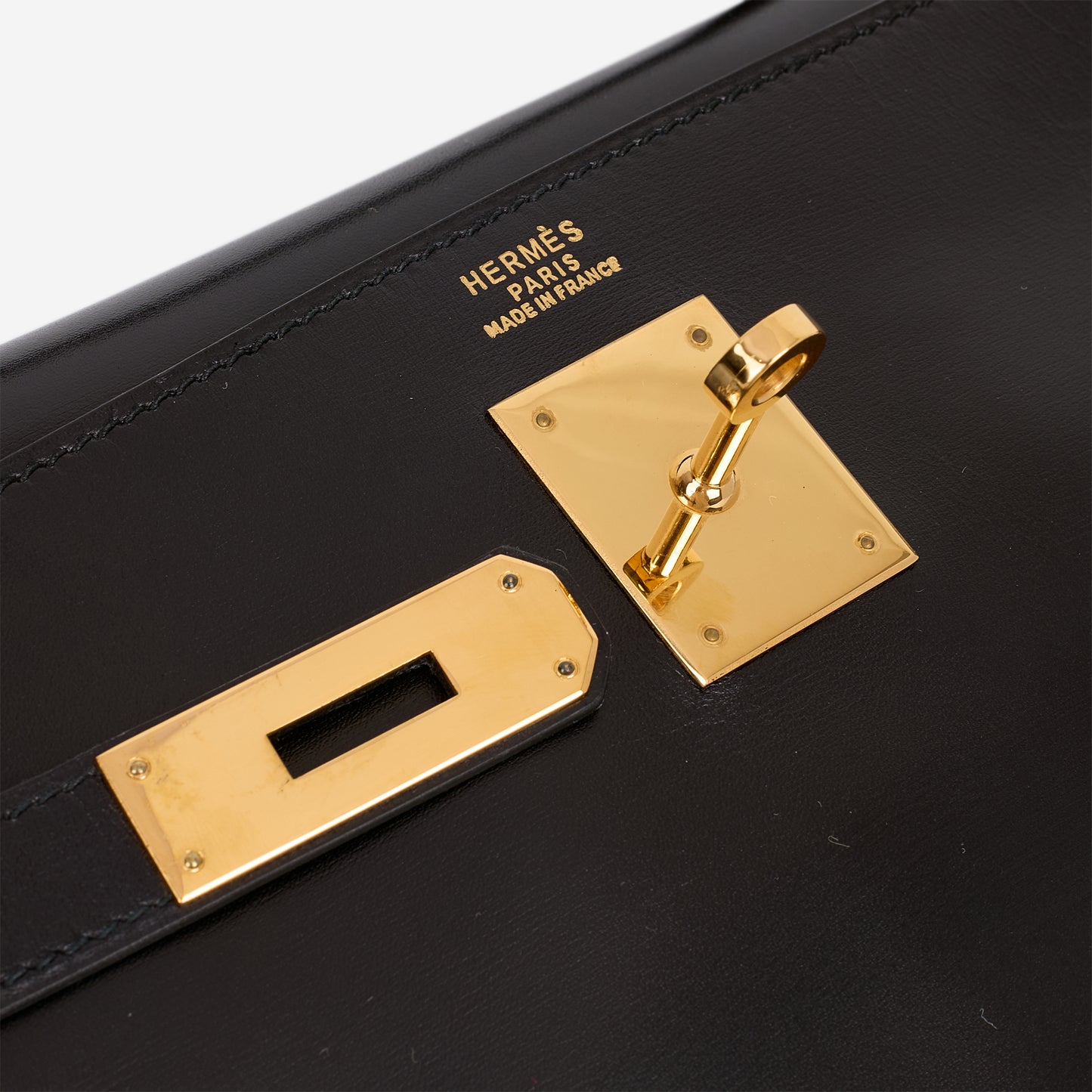 VIntage Kelly 32 - Noir Box Retourne | Gold Hardware