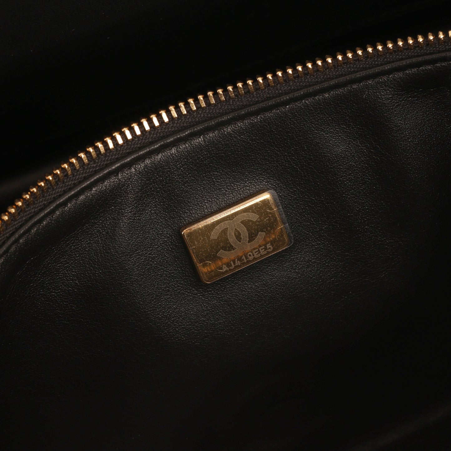 Chanel Métiers d’Art 2026 Maxi Flap 32 - Leopard Tweed / Mixed Fibers | Gold Hardware