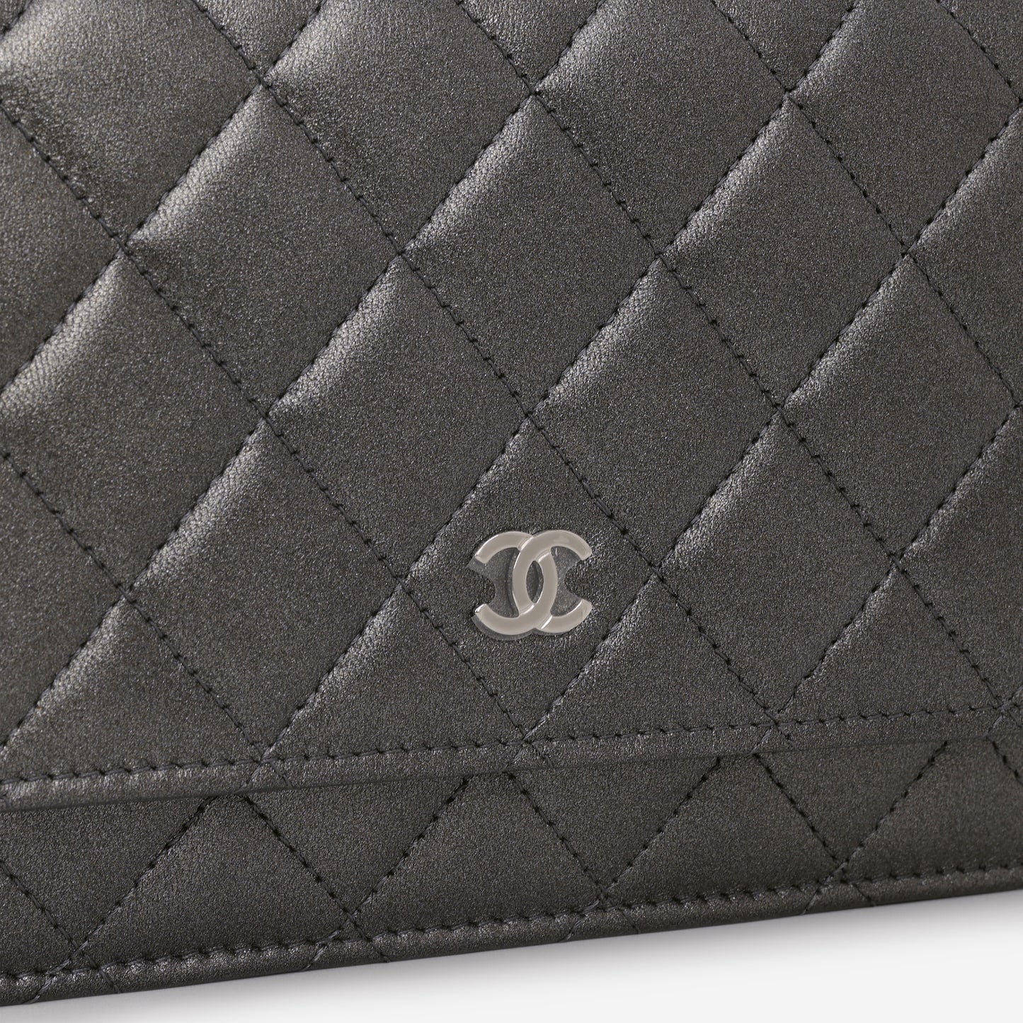 Chanel WOC - Metallic Grey Lambskin | Silver Hardware