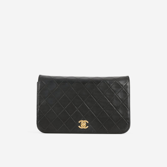 Chanel Vintage Single Full Flap - Black Lambskin | Gold Hardware