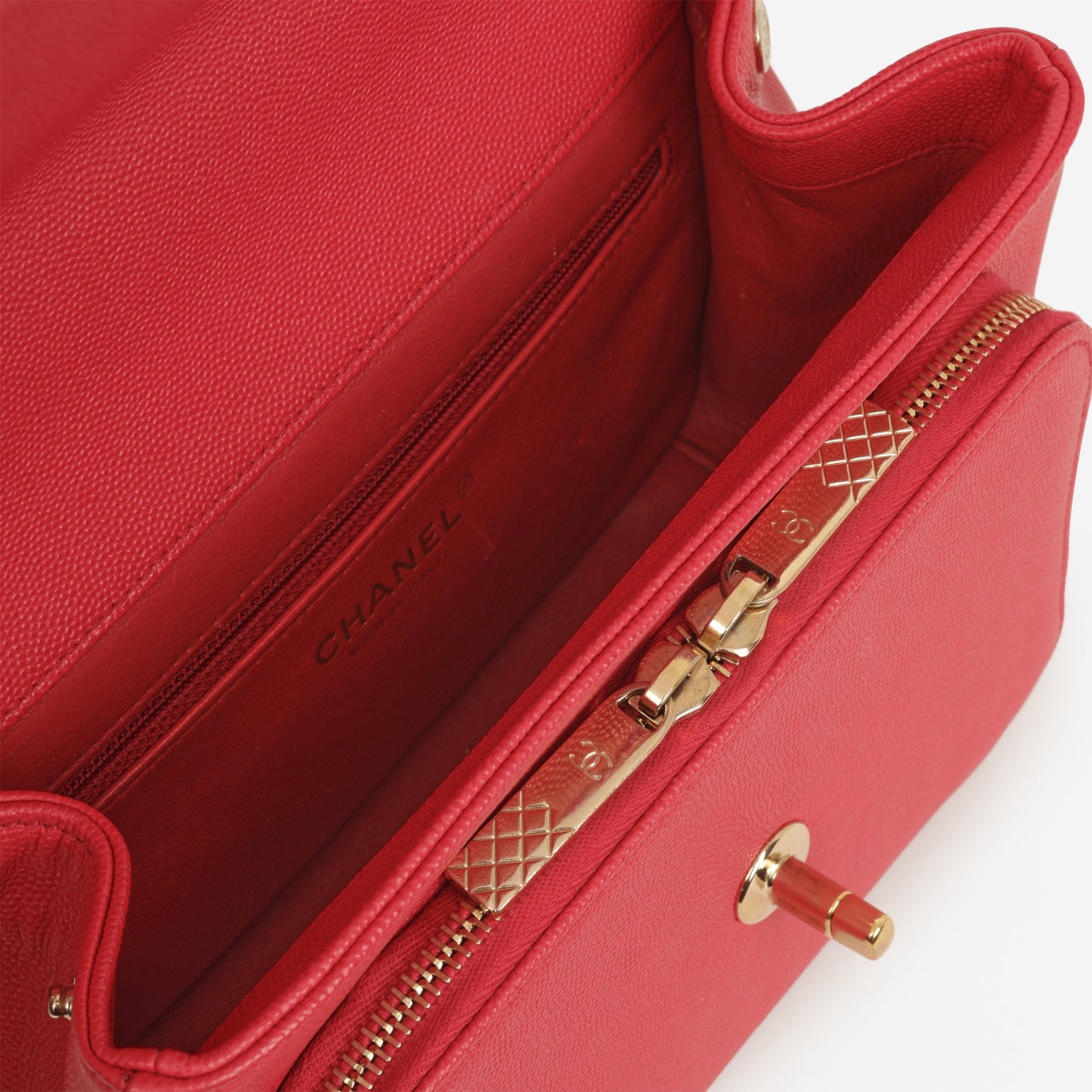 Chanel Small Business Affinity - Red Caviar | Gold Hardware