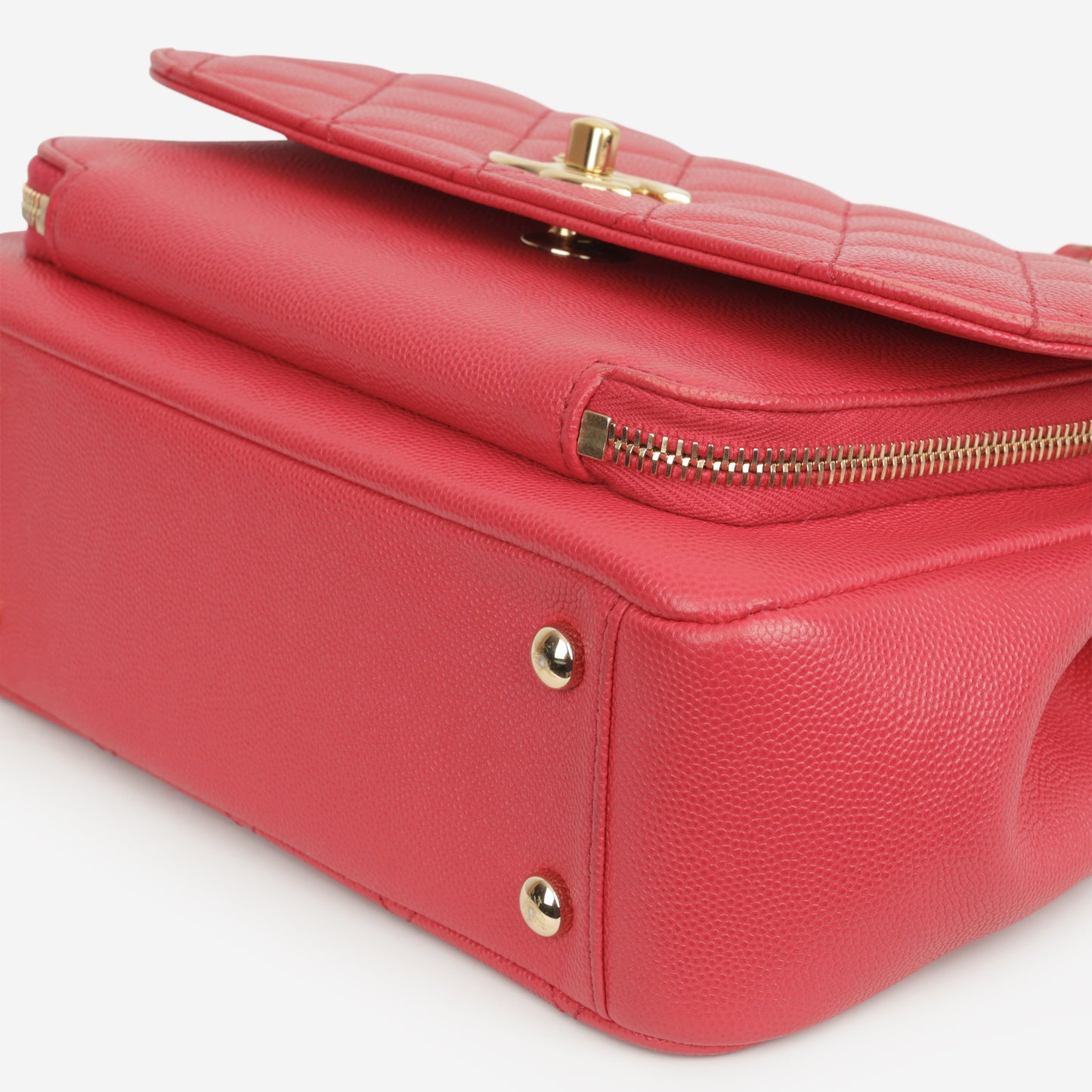 Chanel Small Business Affinity - Red Caviar | Gold Hardware