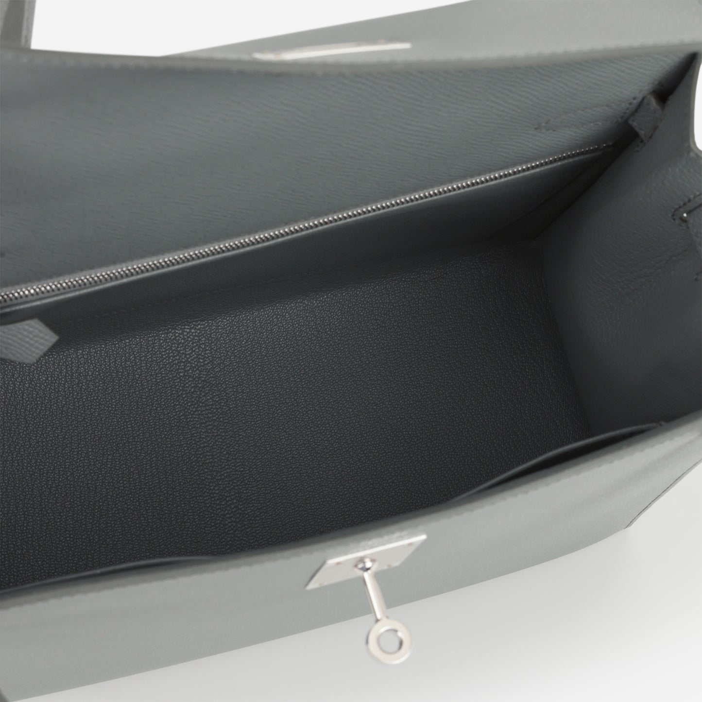Hermès Kelly 28 - Vert Amande Epsom | Palladium Hardware