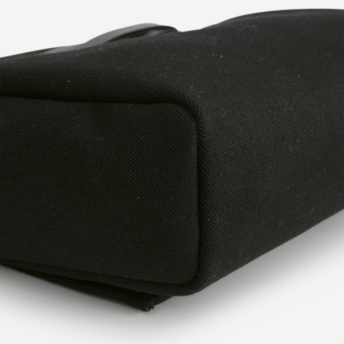 Hermès Herbag 39 - Black Canvas / Hunter Leather | Palladium Hardware