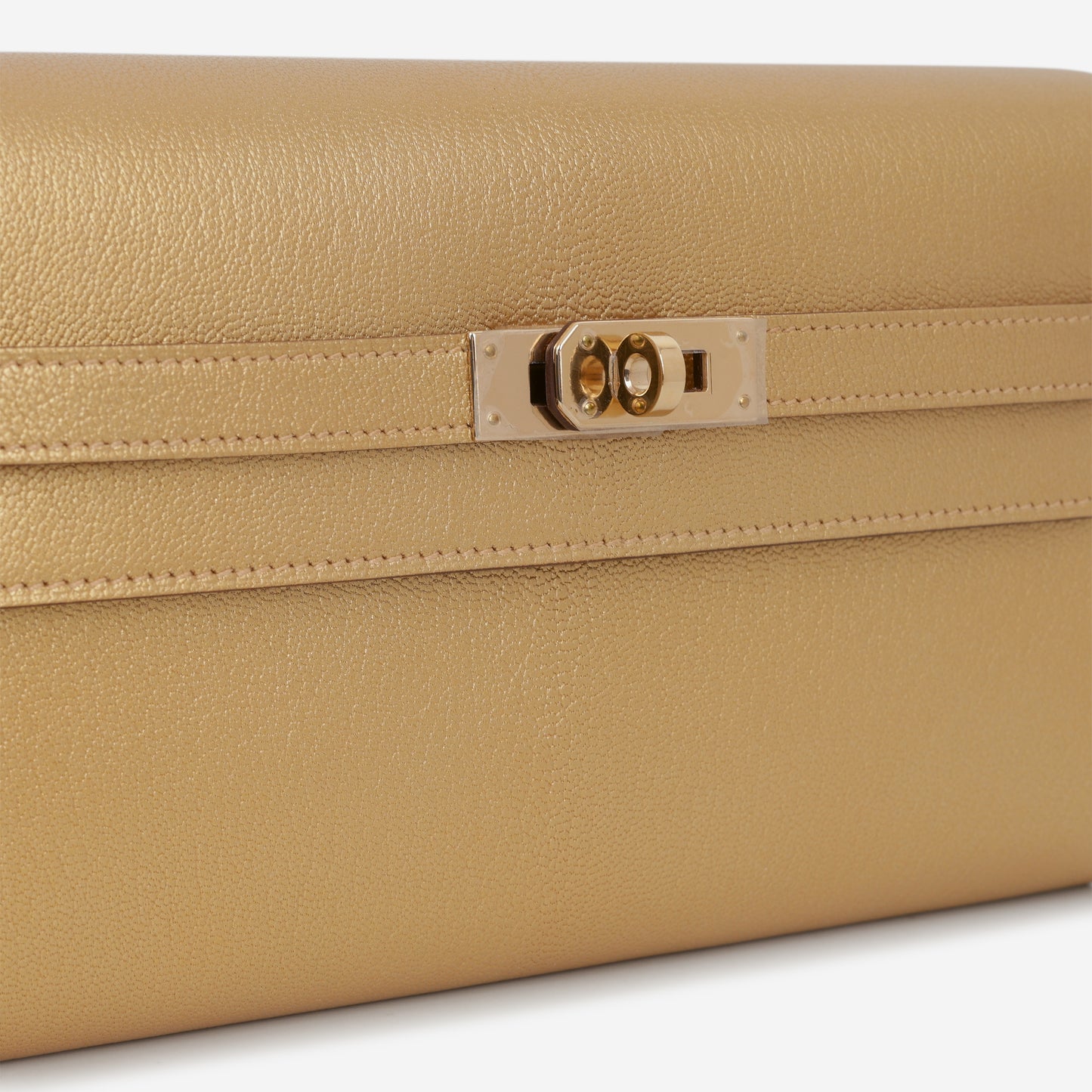 Hermès Kelly To Go Wallet - Doré Chevre Chamkilight  | Permabrass Hardware