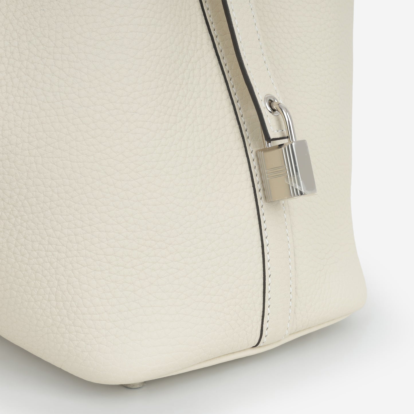 Hermès Picotin 18 Eclat - Craie Clemence / Poussiere Swift | Palladium Hardware