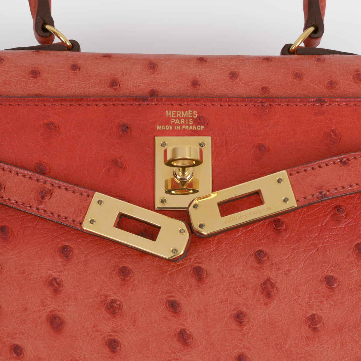 Hermès Vintage Kelly 20 - Rouge Vif Ostrich | Gold Hardware