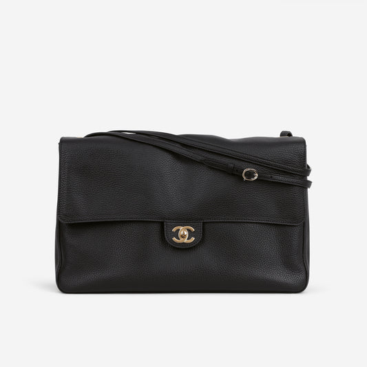 Chanel Maxi Flap 38 Bag - Black Grained Calfskin | Gold Hardware