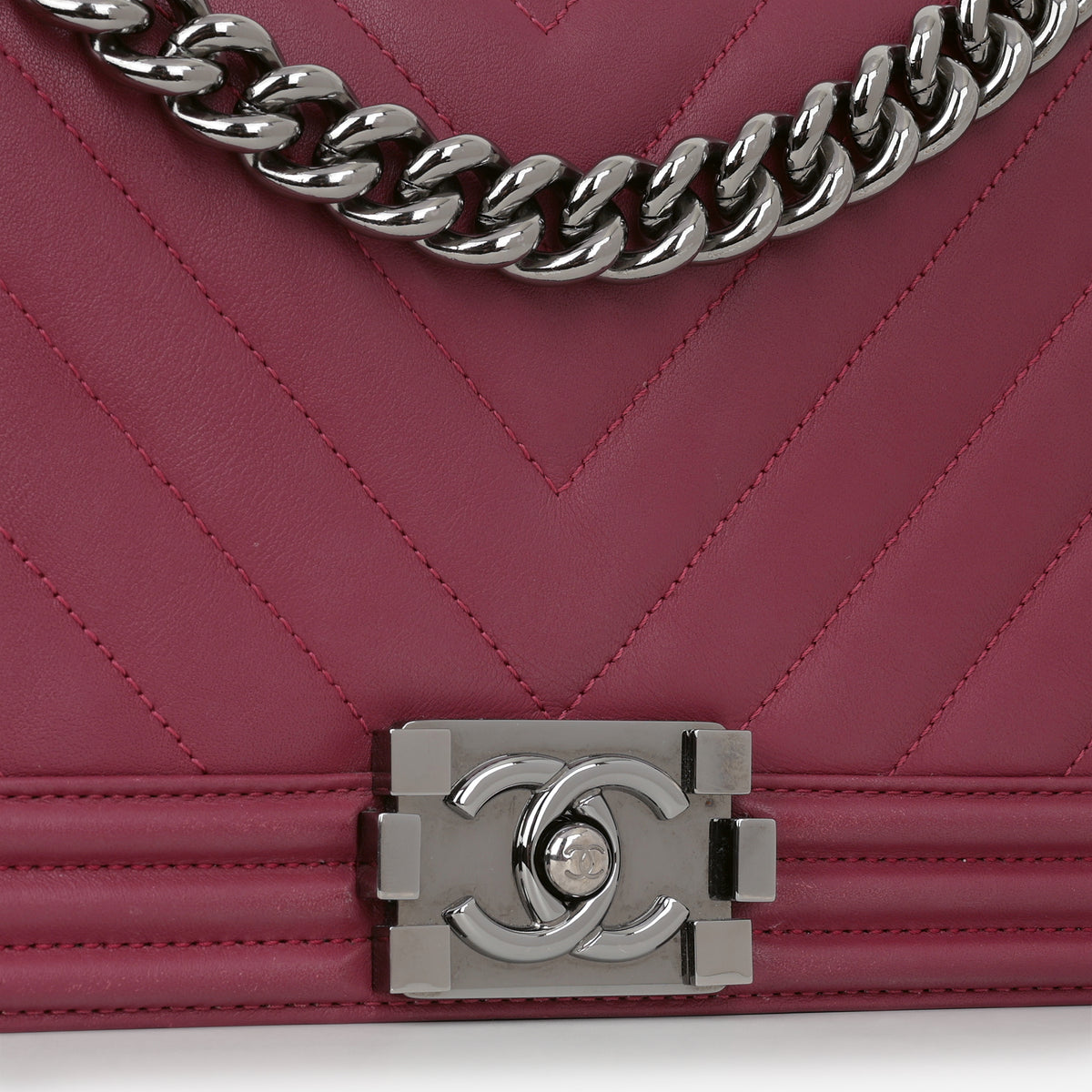 Chanel Old Medium Boy Bag - Dark Pink Lambskin | Gunmetal Hardware