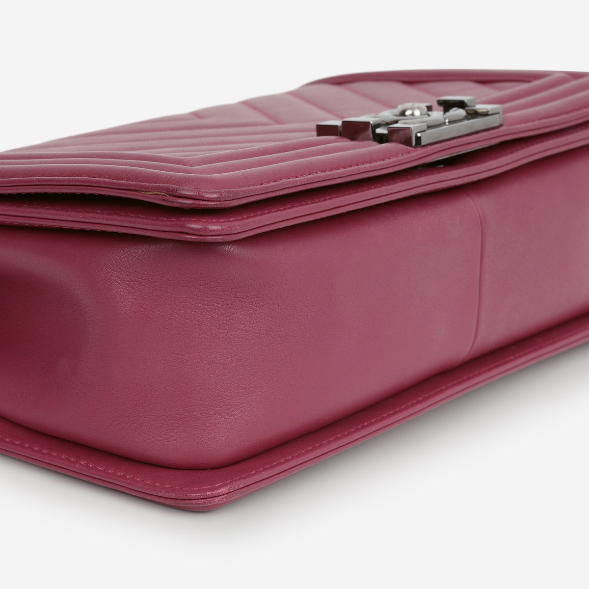 Chanel Old Medium Boy Bag - Dark Pink Lambskin | Gunmetal Hardware