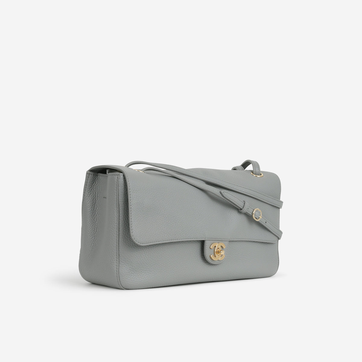 Chanel Maxi Flap 32 Bag - Grey Grained Calfskin | Gold Hardware
