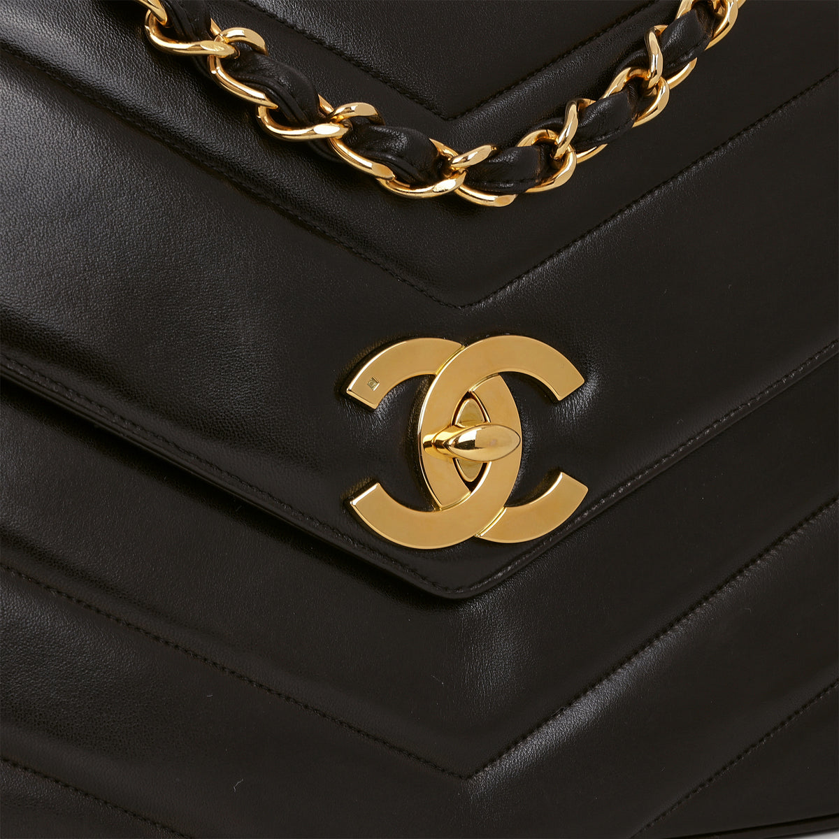 Chanel Vintage Jumbo Chevron Flap - Black Lambskin | Gold Hardware