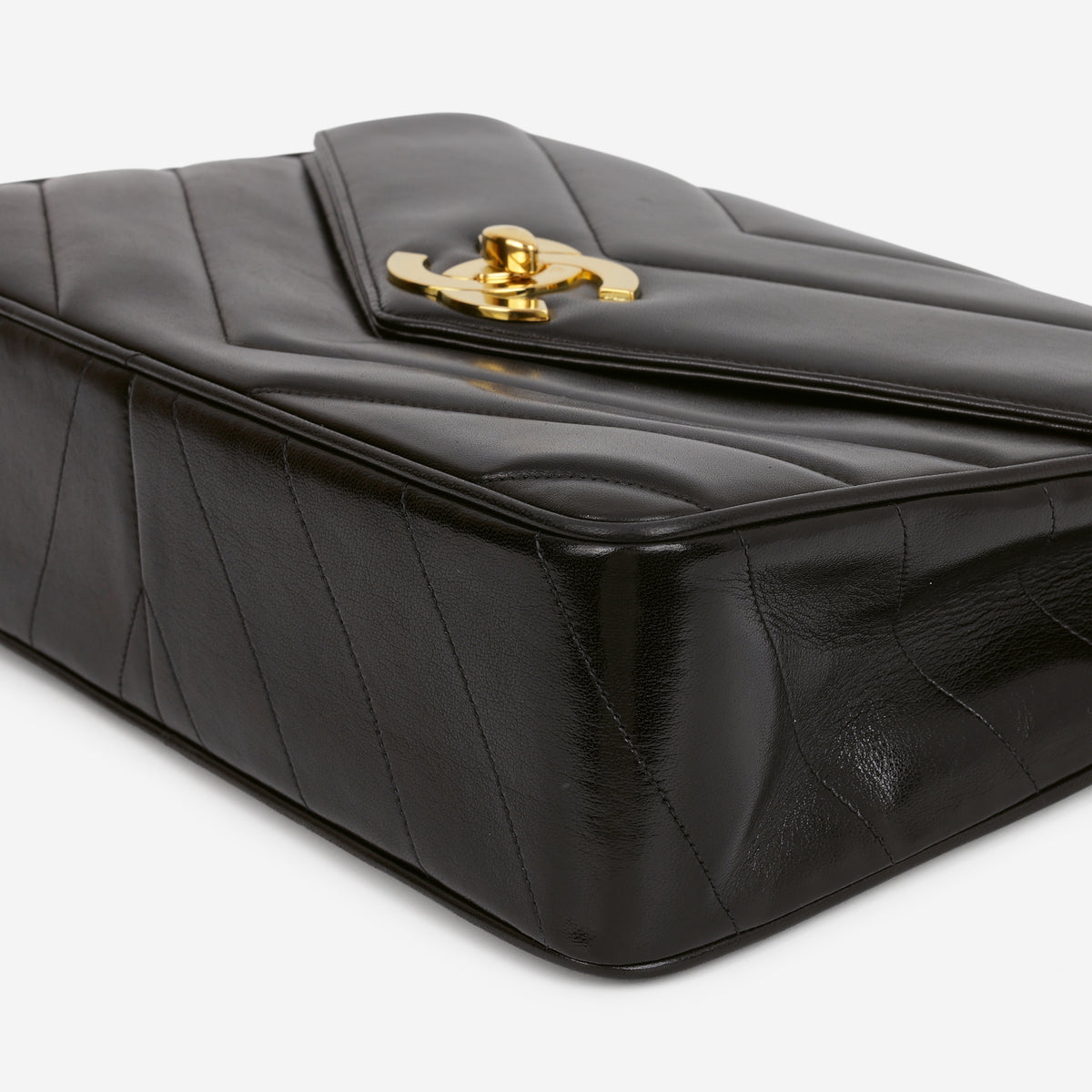 Chanel Vintage Jumbo Chevron Flap - Black Lambskin | Gold Hardware