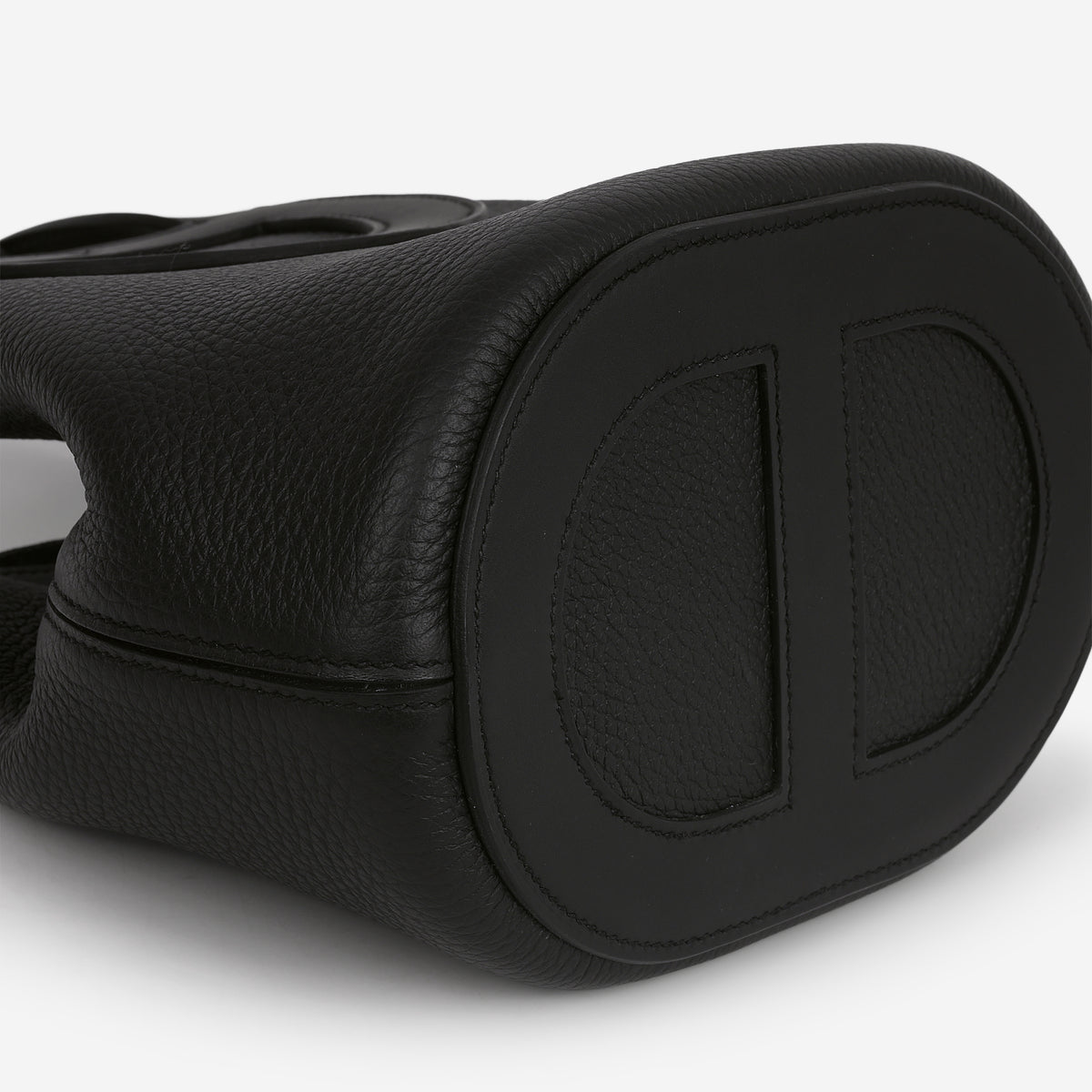 Hermès In-The-Loop 18 - Noir Clemence / Swift | Gold Hardware