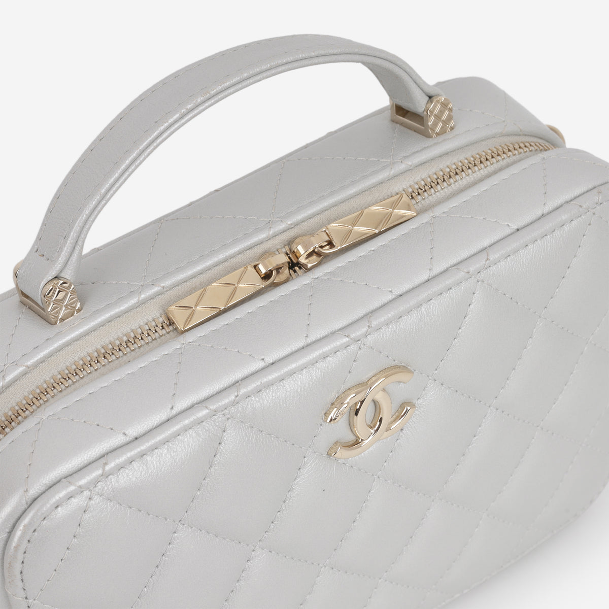 Chanel Top Handle Vanity Case - Silver Metallic Lambskin | Champagne Gold Hardware