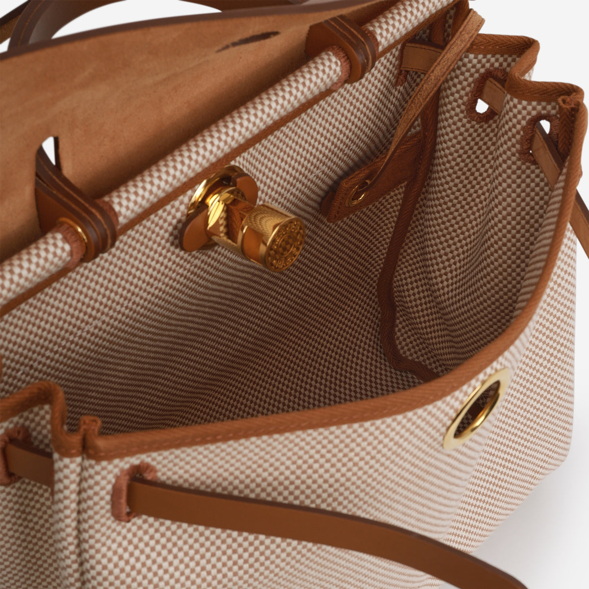 Hermès Herbag 31 - Ecru Viking Criss Toile / Fauve Hunter | Gold Hardware