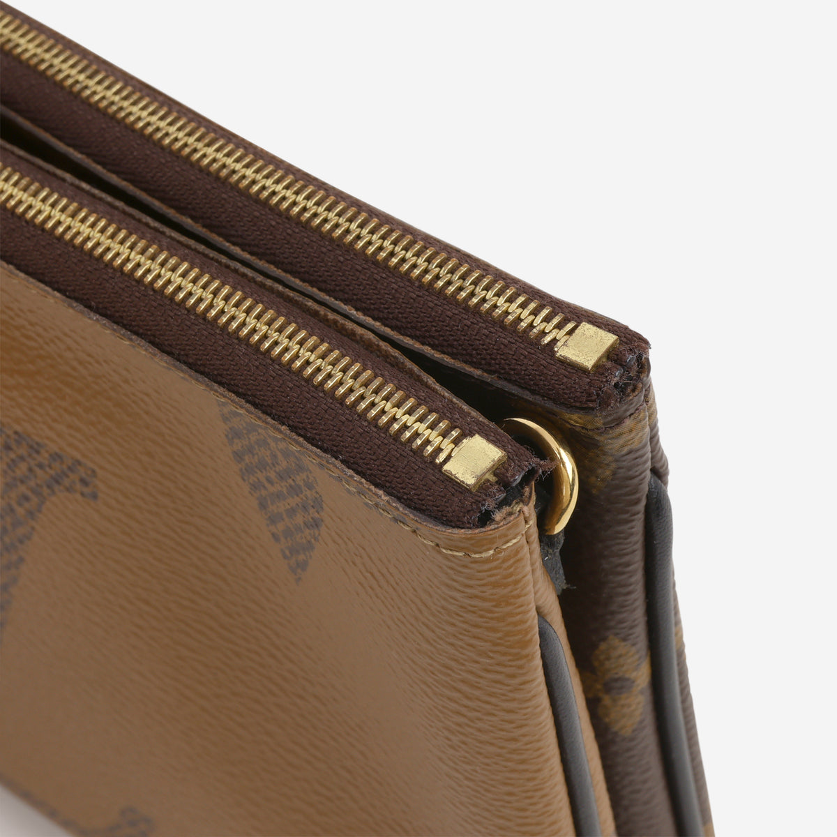 Louis Vuitton Double Zip Pochette - Monogram Giant / Reverse | Gold Hardware
