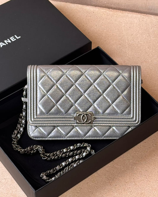 Chanel Boy Wallet On Chain - Silver Lambskin | Ruthenium Hardware