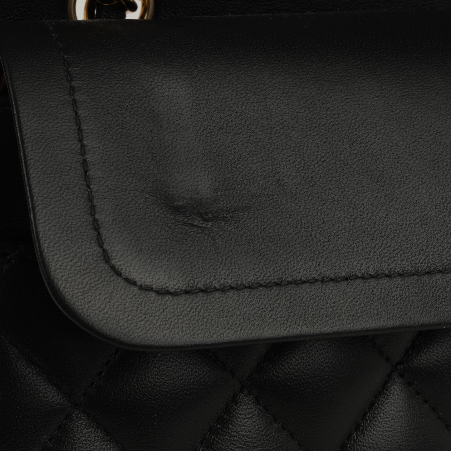 Chanel Medium Classic Flap - Black Lambskin | Gold Hardware