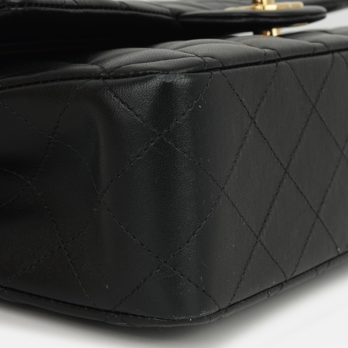 Chanel Medium Classic Flap - Black Lambskin | Gold Hardware