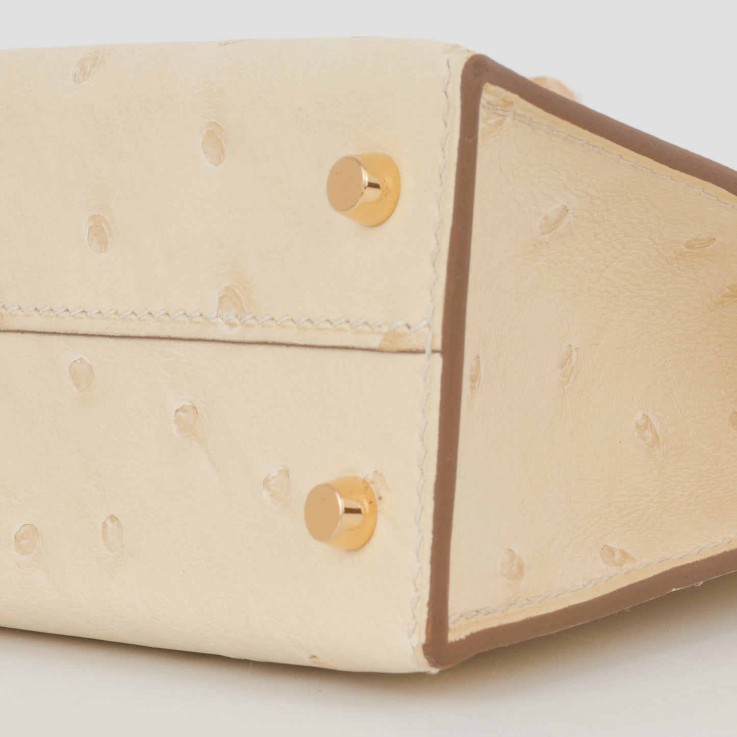Mini Kelly - Vanille Ostrich | Gold Hardware
