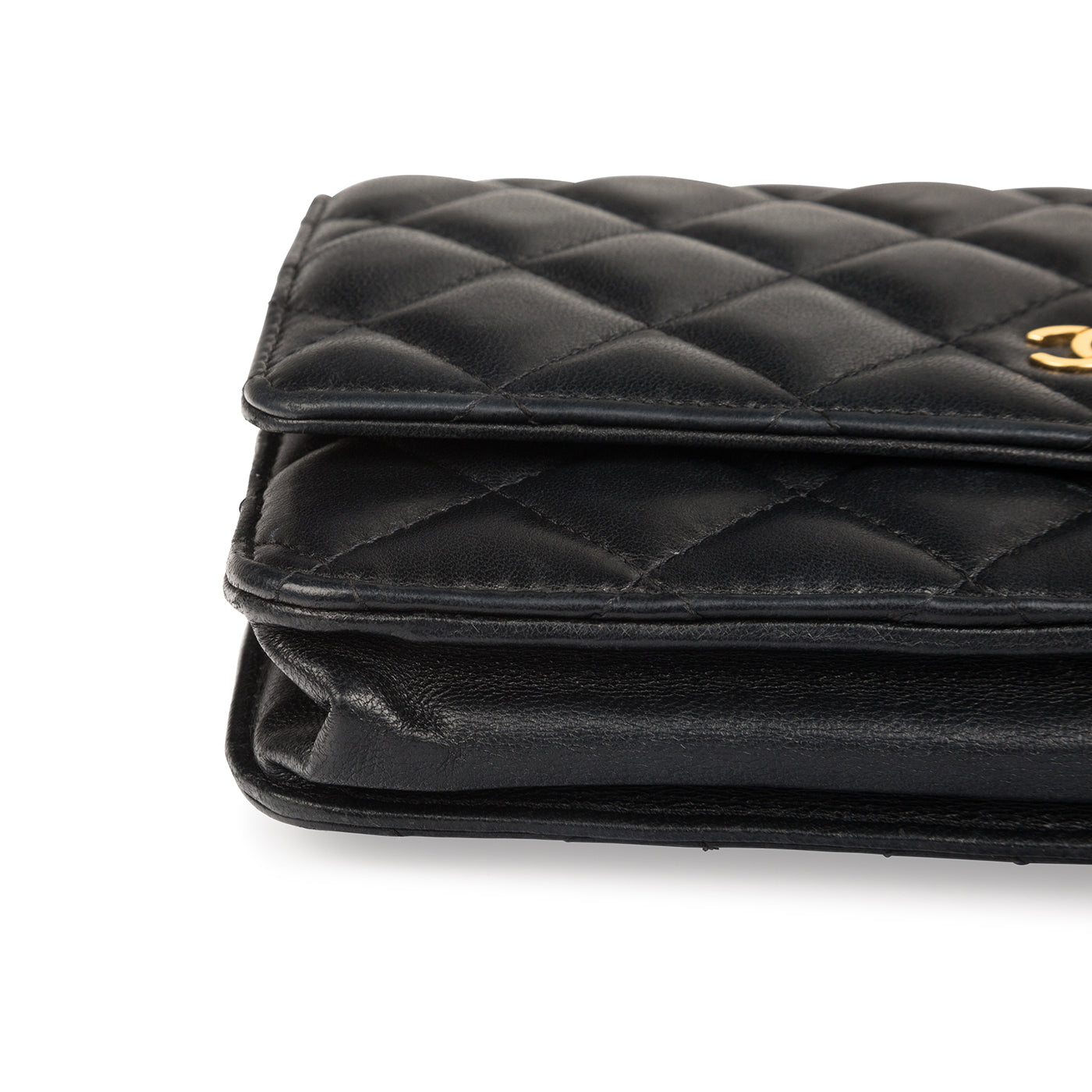 Classic Wallet on Chain in Lambskin