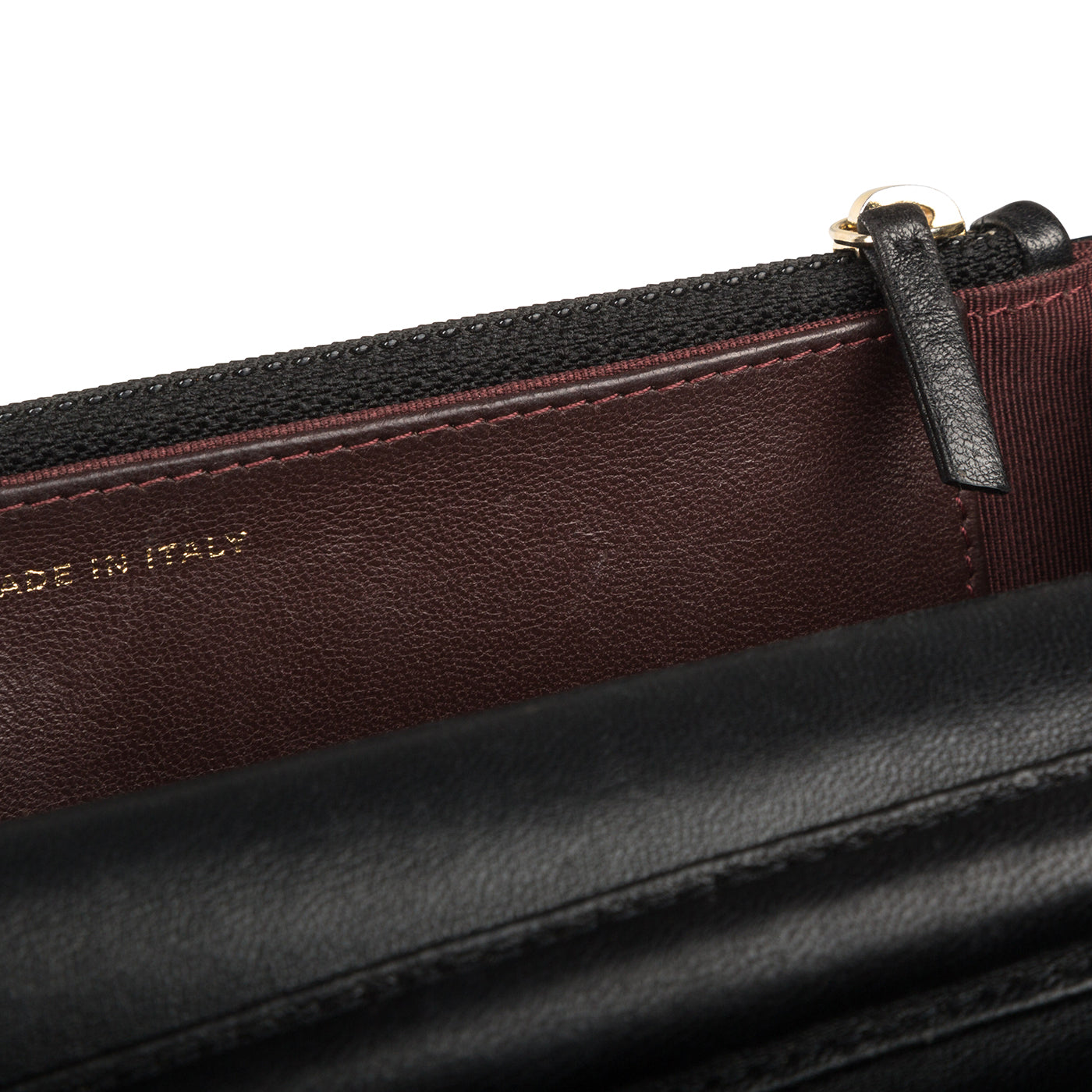 Classic Wallet on Chain in Lambskin