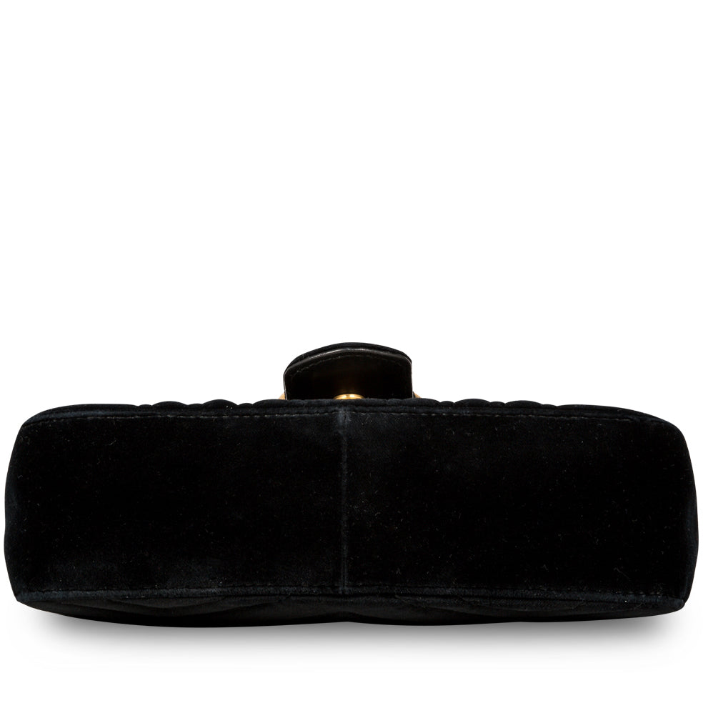Gucci GG Velvet Small Marmont Matelassé Camera Bag - Neutrals