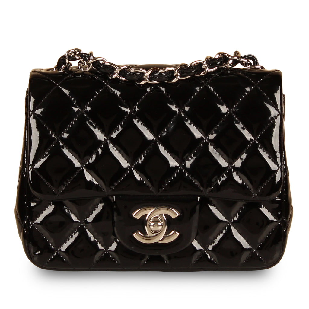 Chanel black patent with - Gem