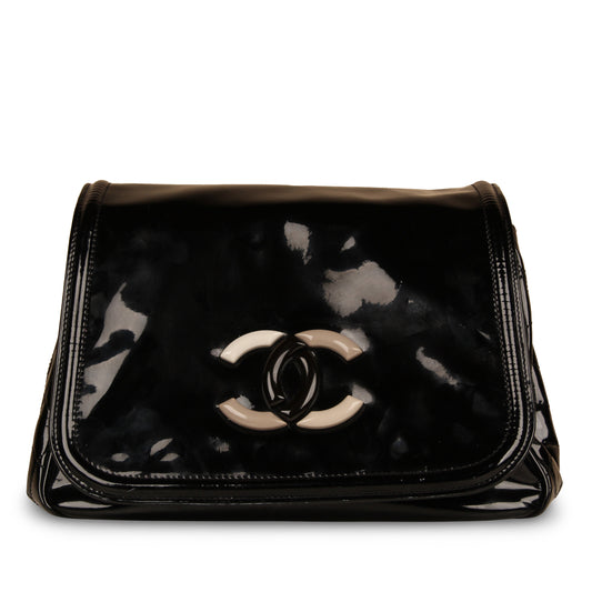 Vintage Black Vinyl Shoulder Bag