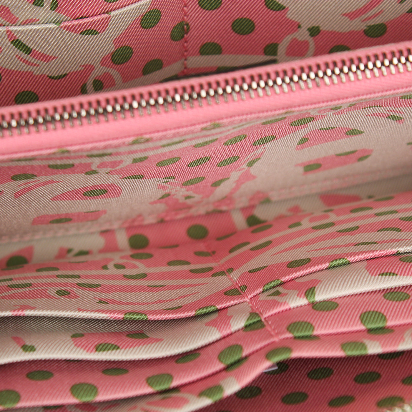 Silk' In Classique Wallet - Vert Criquet