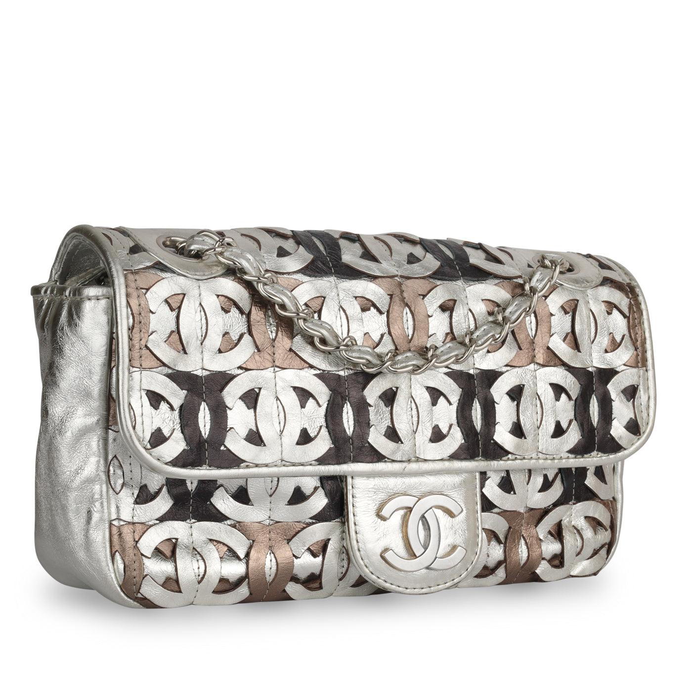茶*様 Chanel Silver ヴィンテージバッグ Chanel - Seasonal Laser Cut Flap Bag - Metallic - Pre-Loved – Bagista