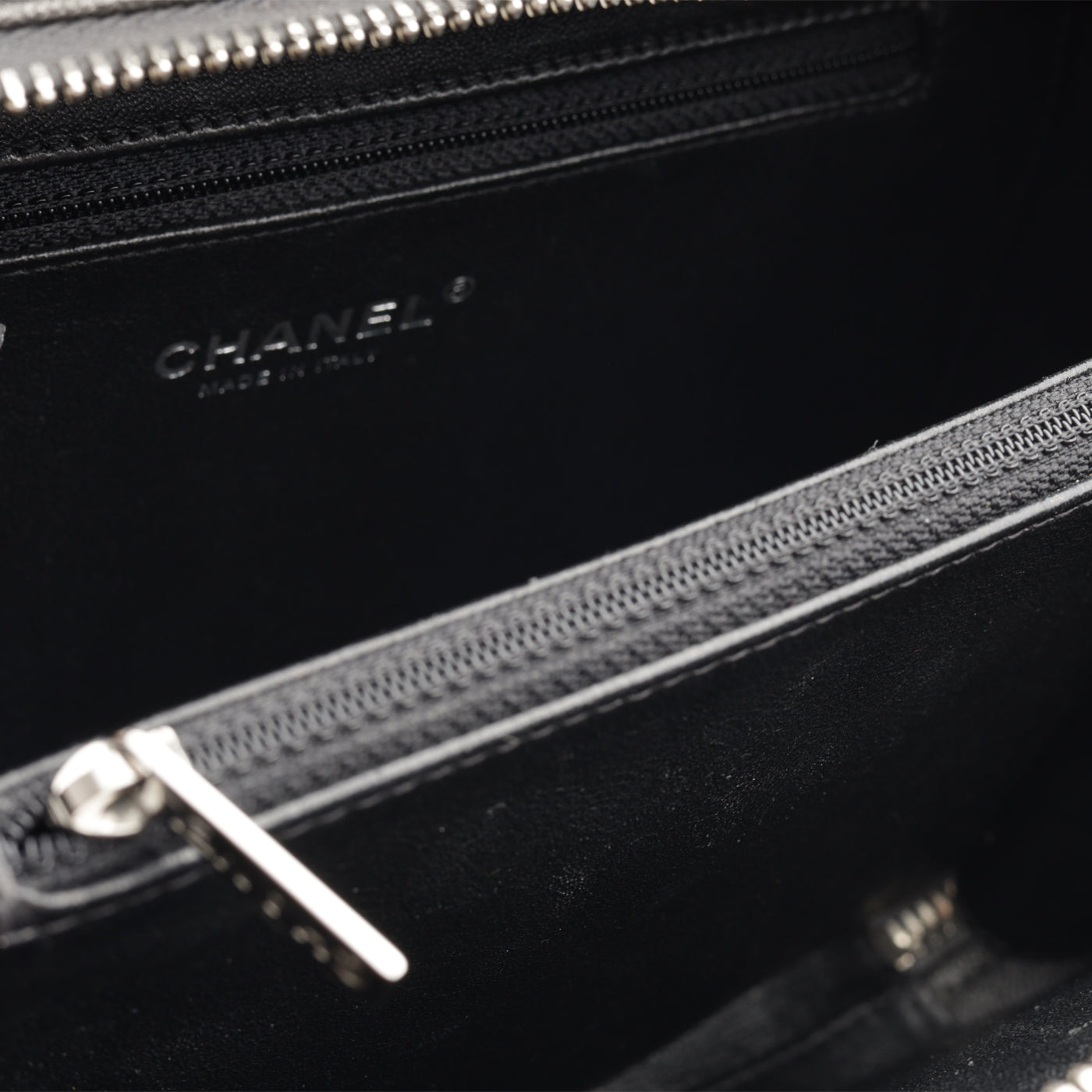 Filigree CC Vanity Case - Medium