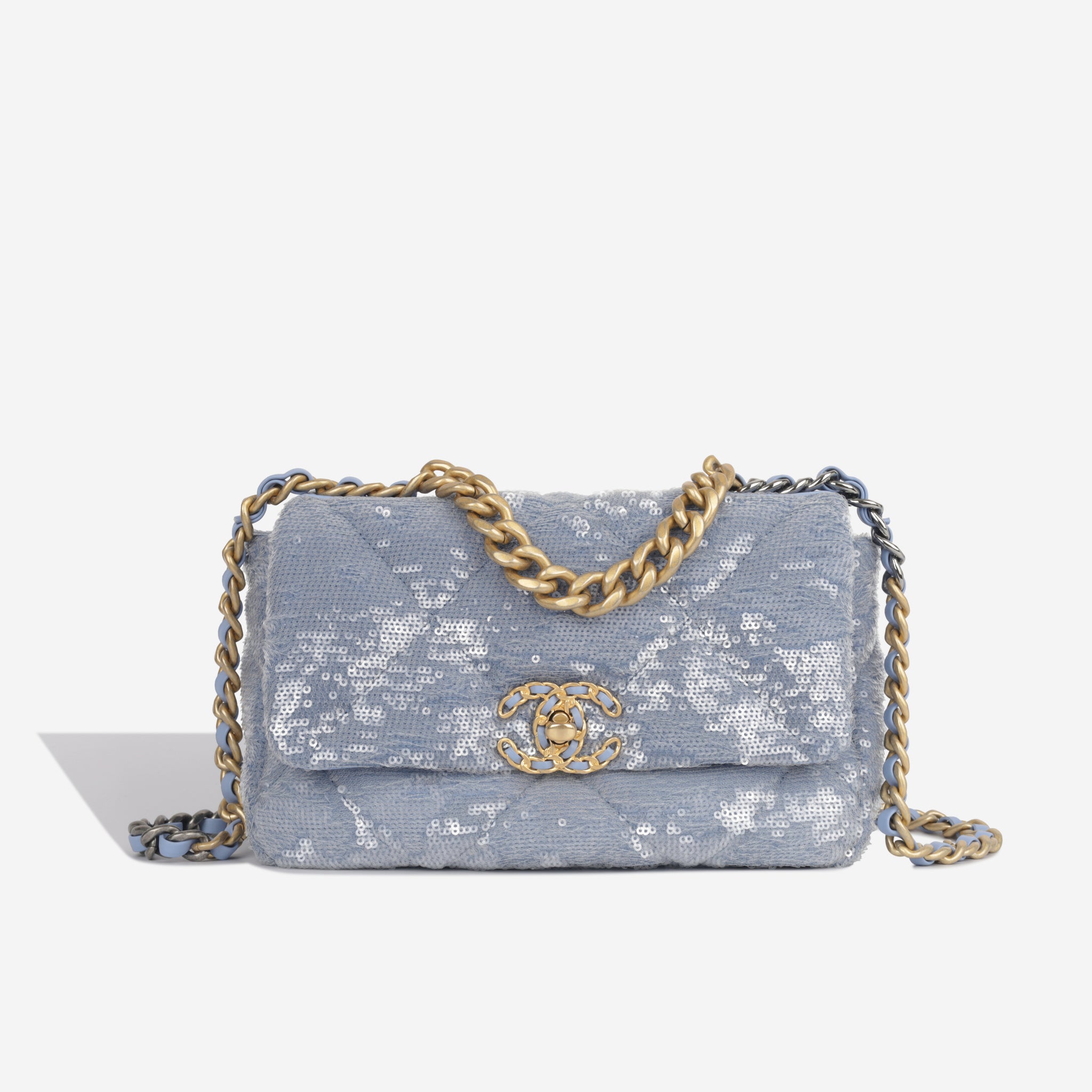 Chanel 19 glitter handbag Chanel Blue in Glitter - 25250811