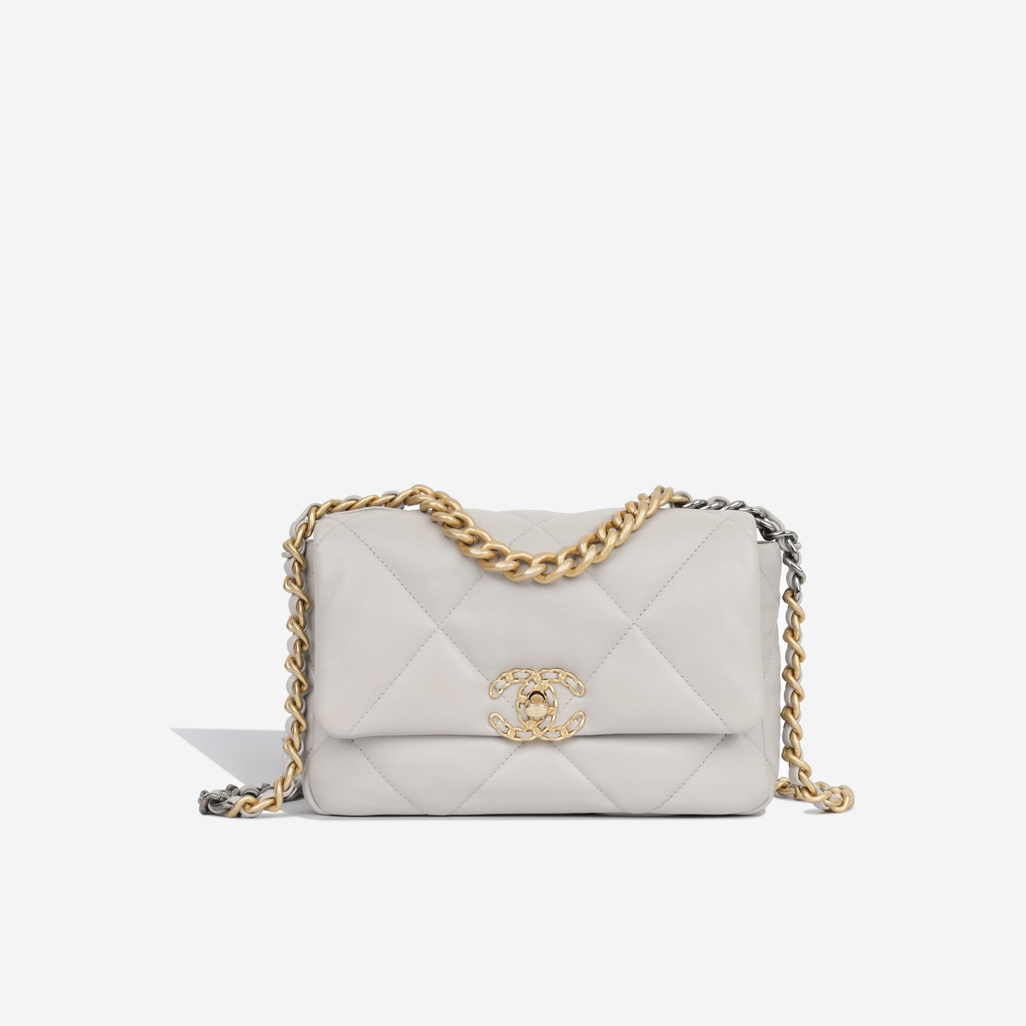 Chanel 19 - Small