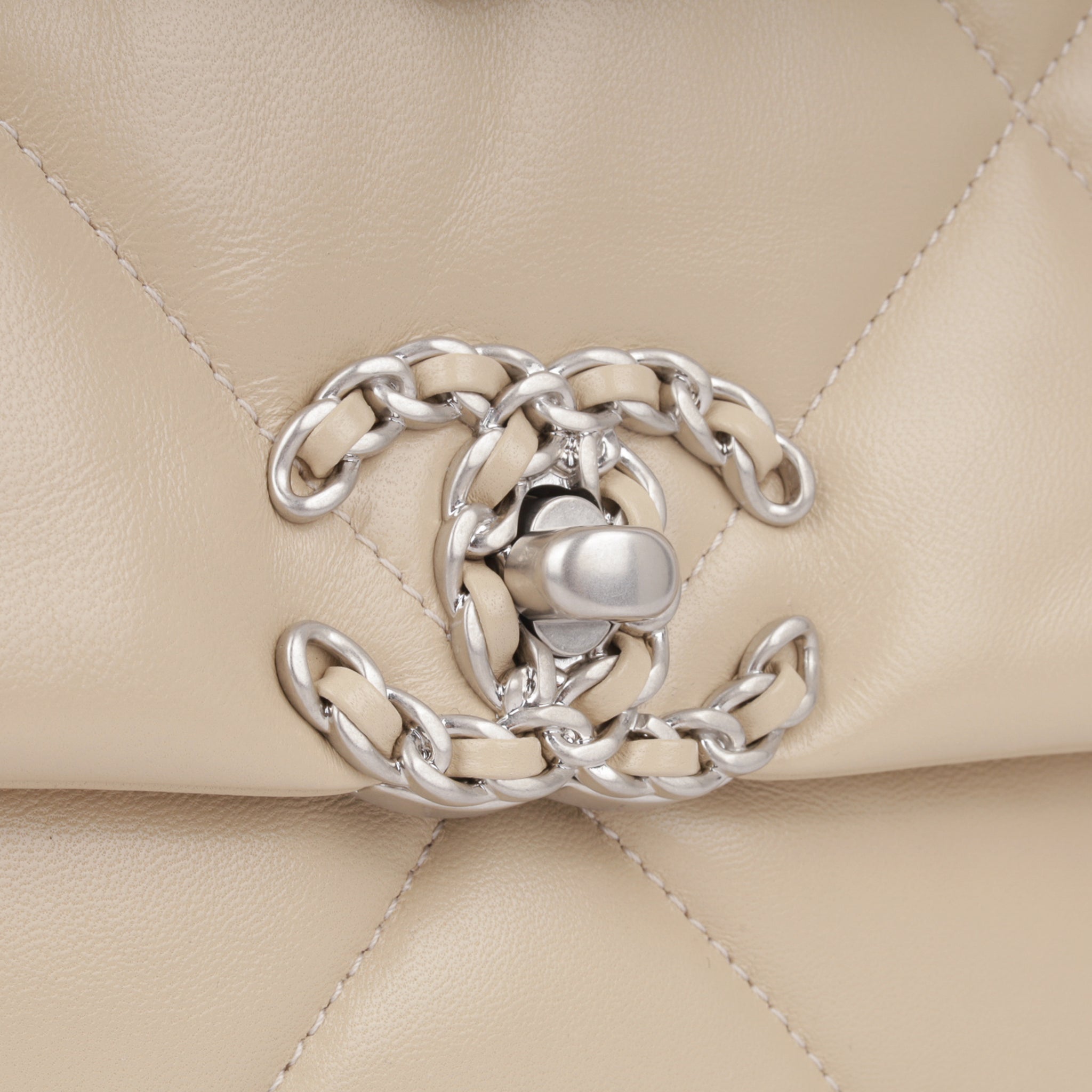 Chanel - Chanel 19 Flap Bag - Small - Beige Goatskin - SHW - Immaculate