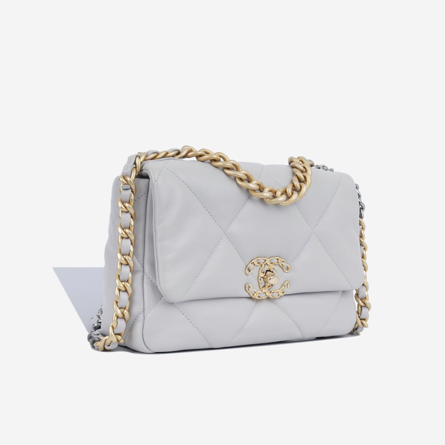 Chanel 19 - Small