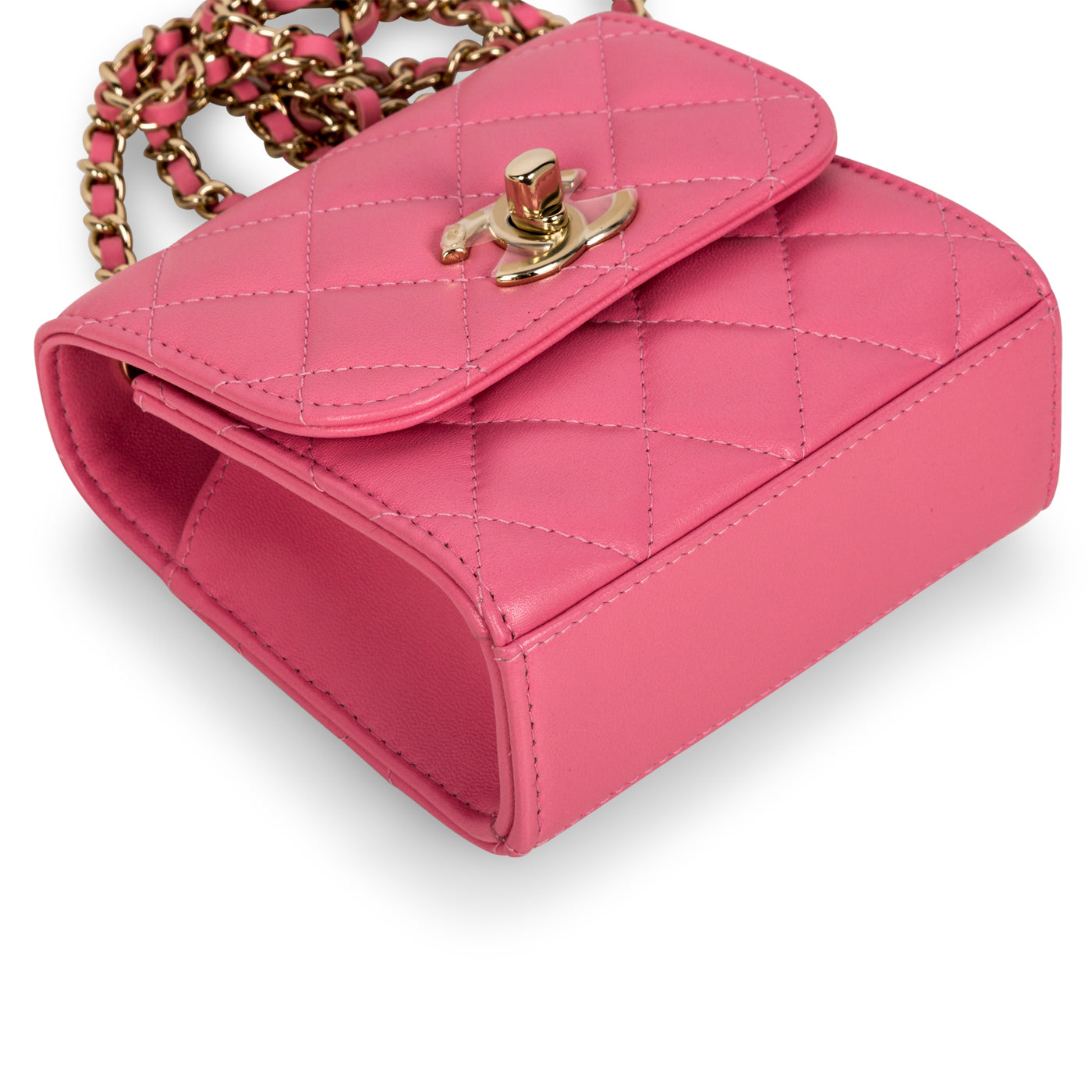 Trendy Clutch with Chain