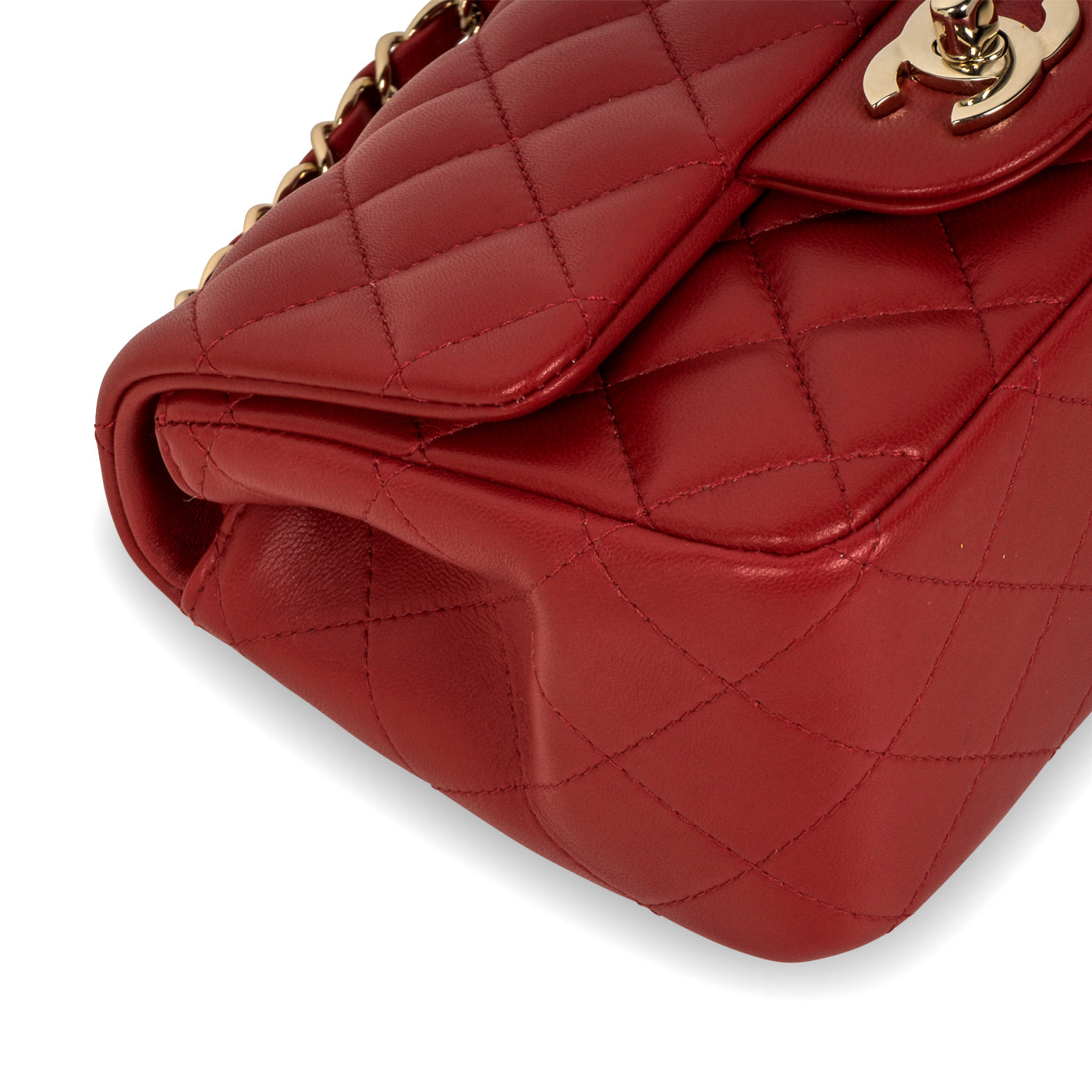 Chanel Red Mini Square Classic Flap Bag – Dina C's Fab and Funky  Consignment Boutique