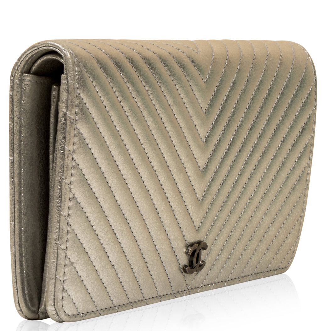 Classic Long Flap Wallet - Chevron