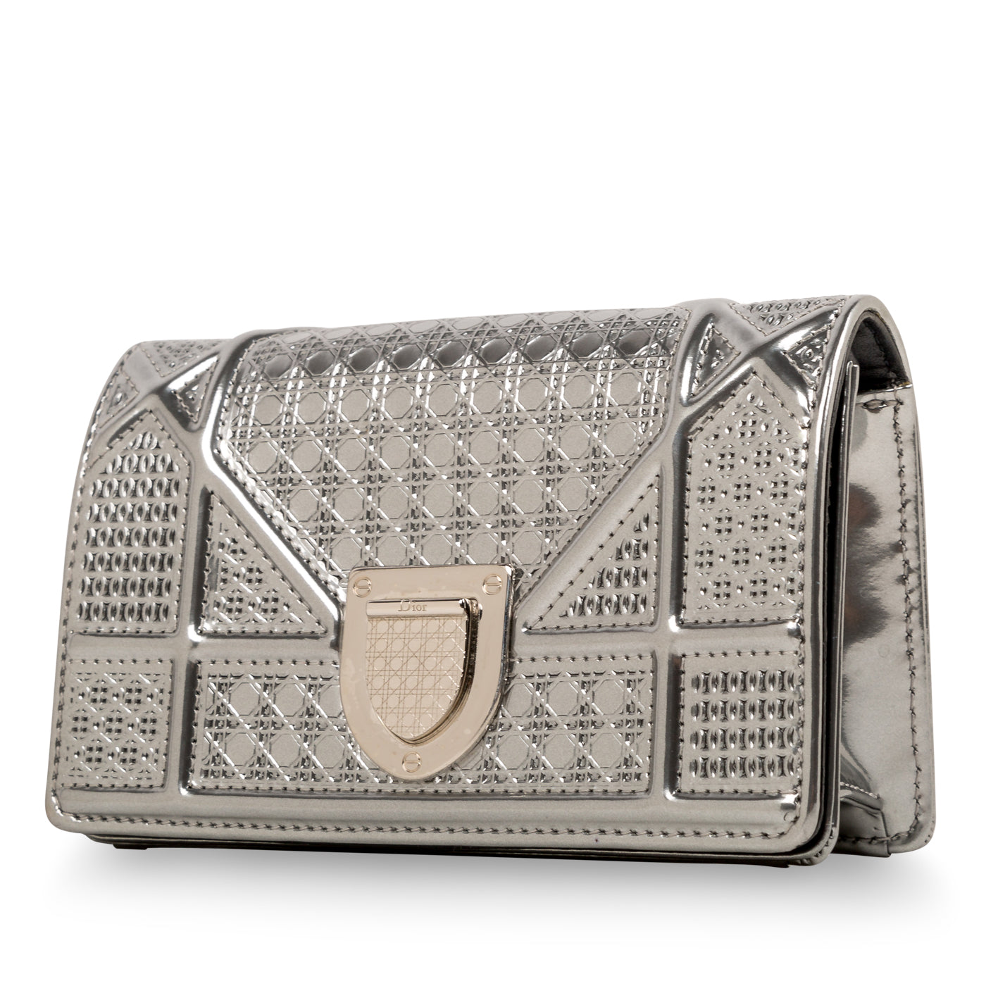 Dior - Baby Diorama Pouch on Chain - Pre Loved – Bagista