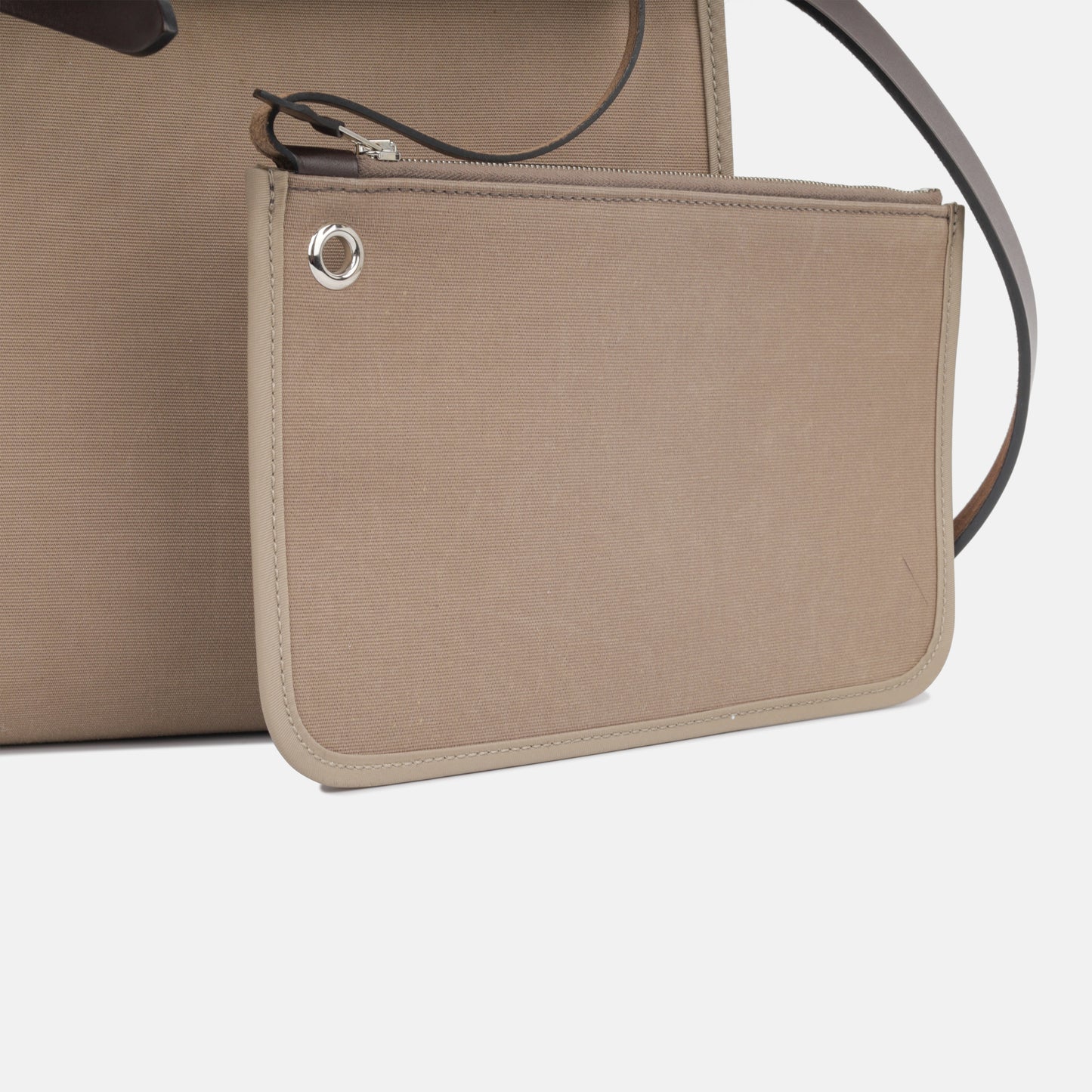 Herbag 31 - Ebene/Etoupe