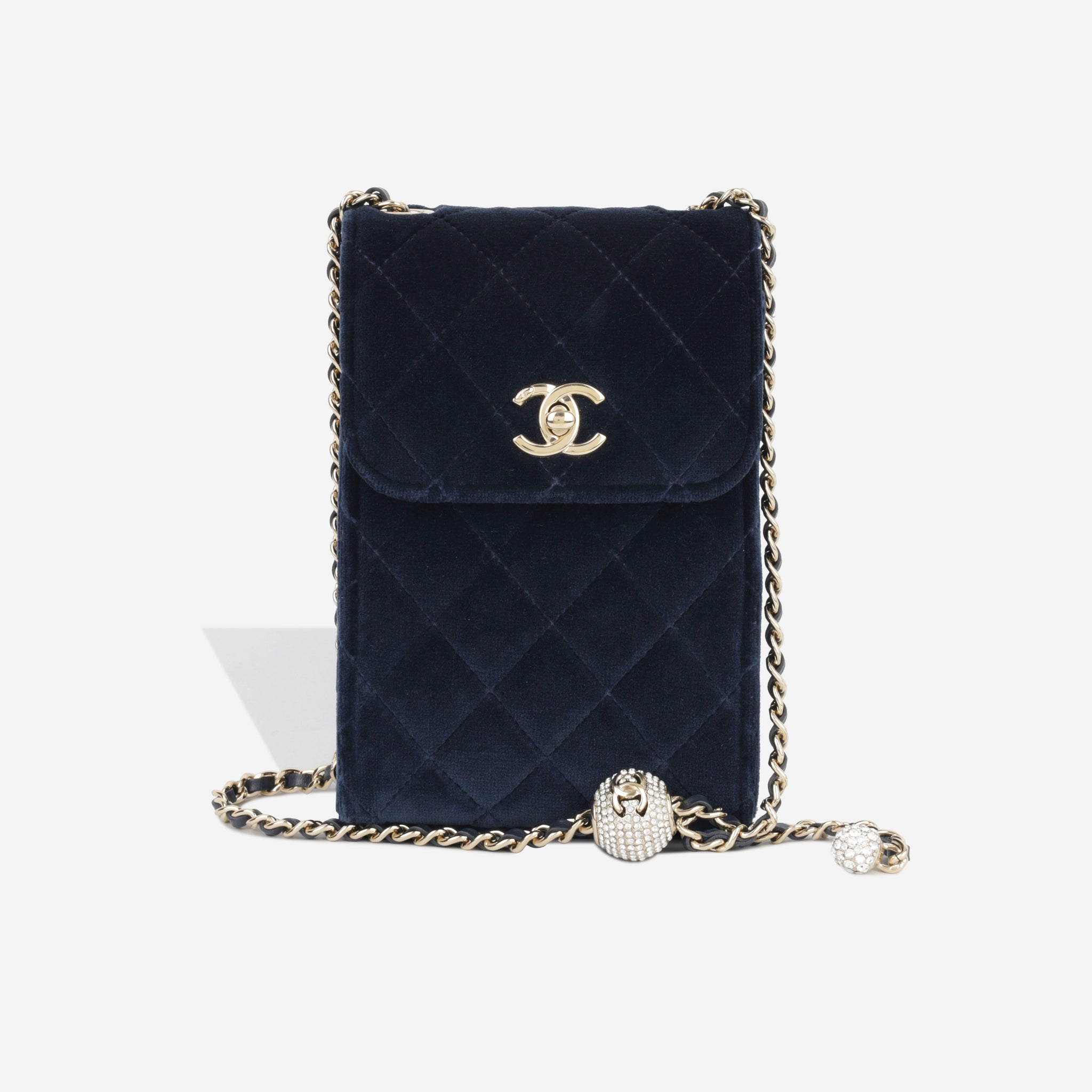 Chanel vertical best sale clutch with chain